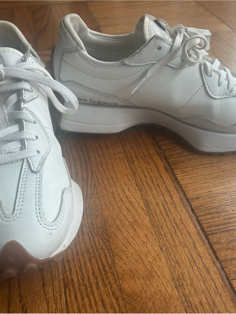 New Balance Women’s 327 White Leather Sneakers with Gum Sole - Picture 2 of 8